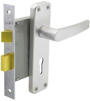 Yale 2 lever lock with silver aluminiun handle (blister pack) 2L-DY687-23-95-CH - Alibhai Shariff Direct